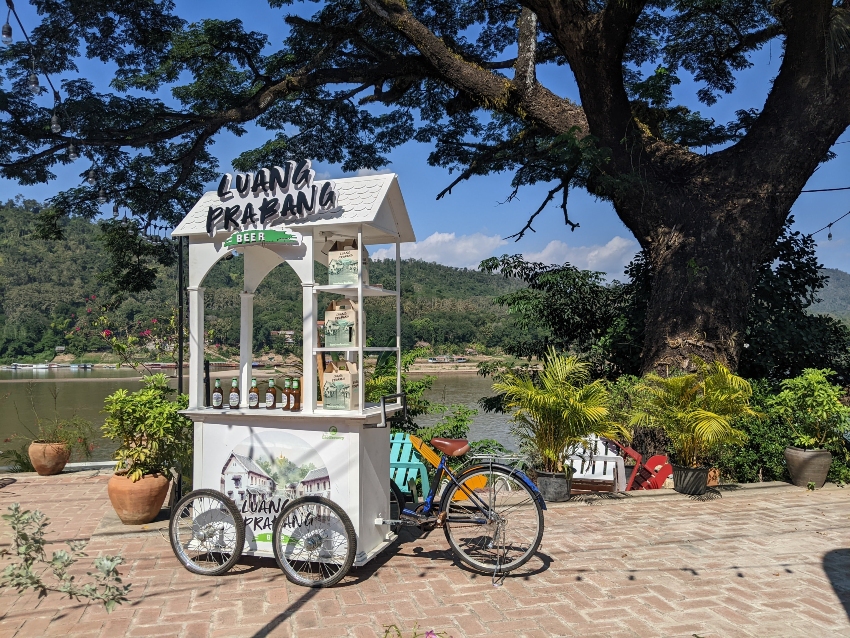 A food cart on the Mekong River in Luang Prebang